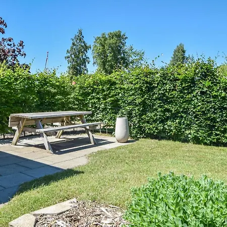 Holiday home Beautiful In W/ Wifi And 3 Bedrooms Hejls